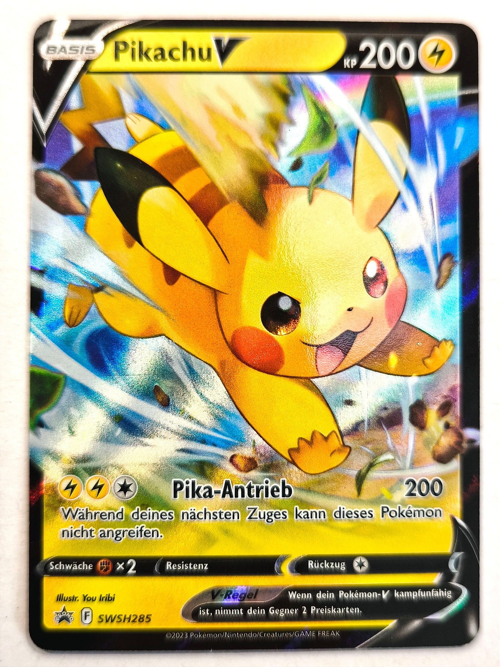 Pokemon Karte Pikachu V Black Star Promo SWSH285 - Peer Online Shop